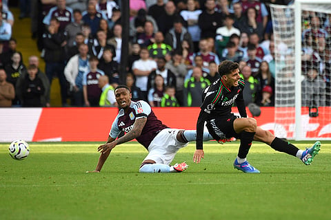 Premier League 2024-25: Arsenal's Kai Havertz, right, challenges for the ball with Aston Villa's Ezri Konsa 